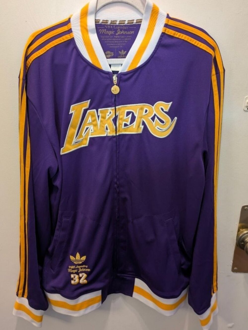Adidas LA Lakers Track Jacket Men XL Purple Gold NWT NBA Streetwear Collector